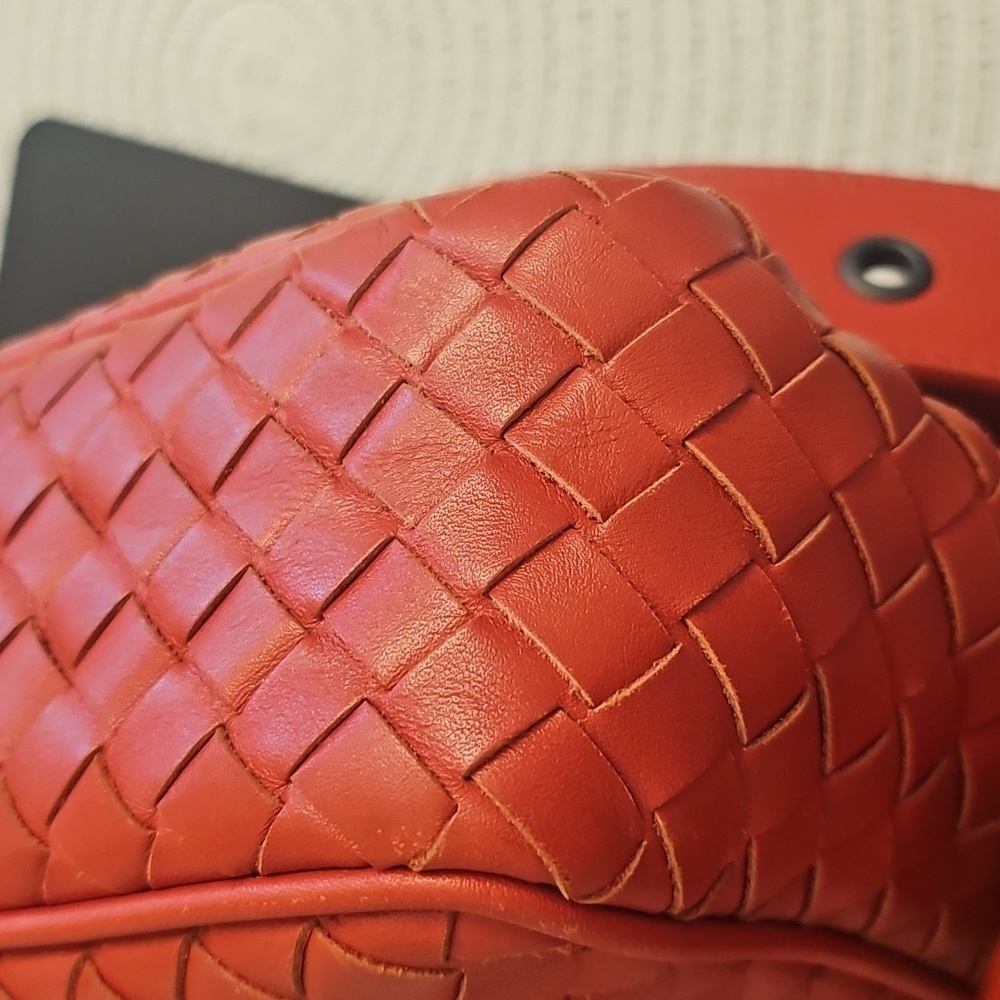 Bottega Veneta Red Crossbody Leather Bag With Original Dustbag - Picture 9 of 13